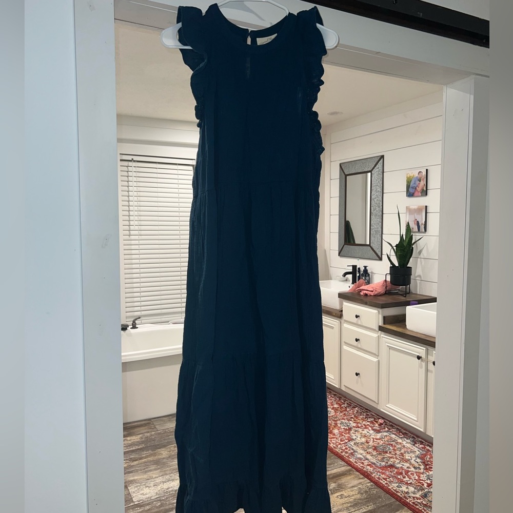 Ruffle sleeve maxi dress